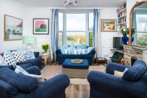 Beautiful family house with amazing sea views